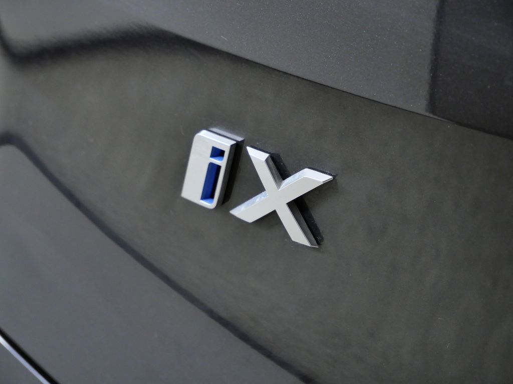 Thumbnail: 2024 BMW iX - 25
