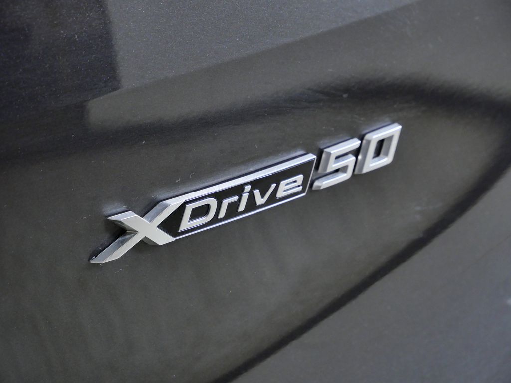 Thumbnail: 2024 BMW iX - 24