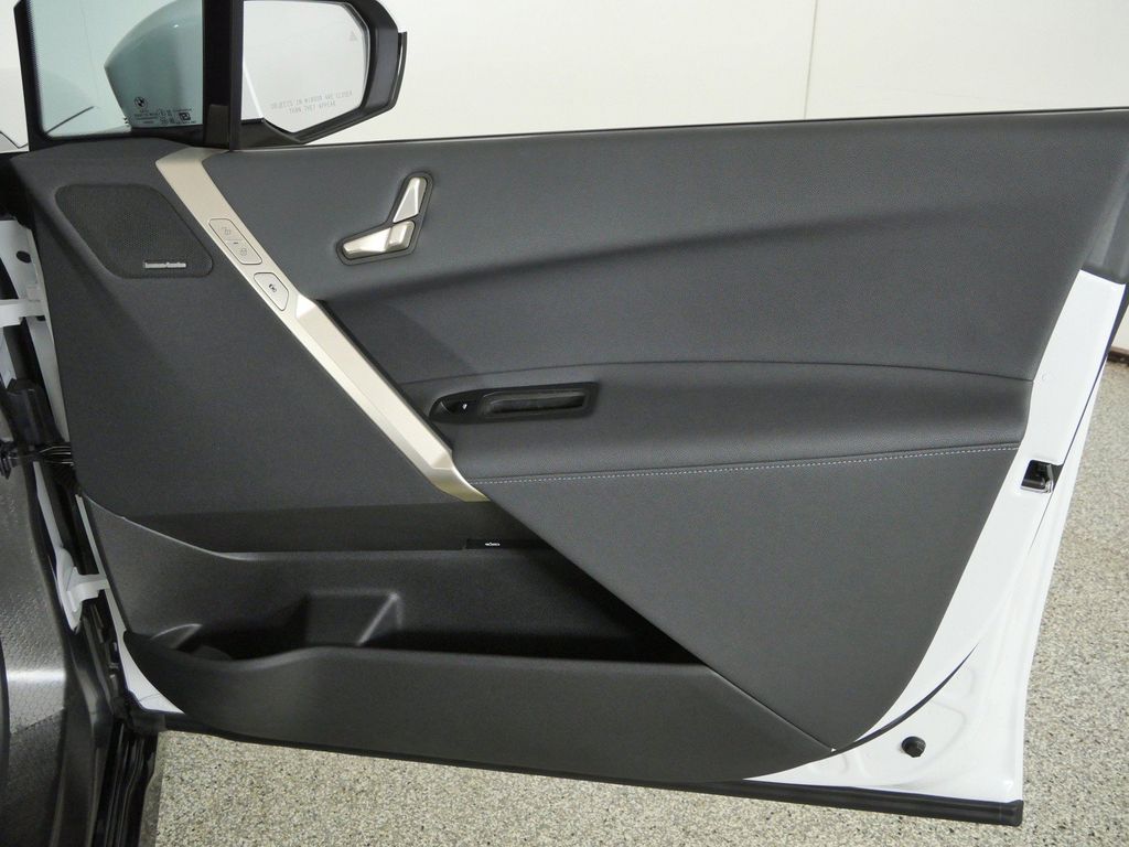 Thumbnail: 2024 BMW iX - 30
