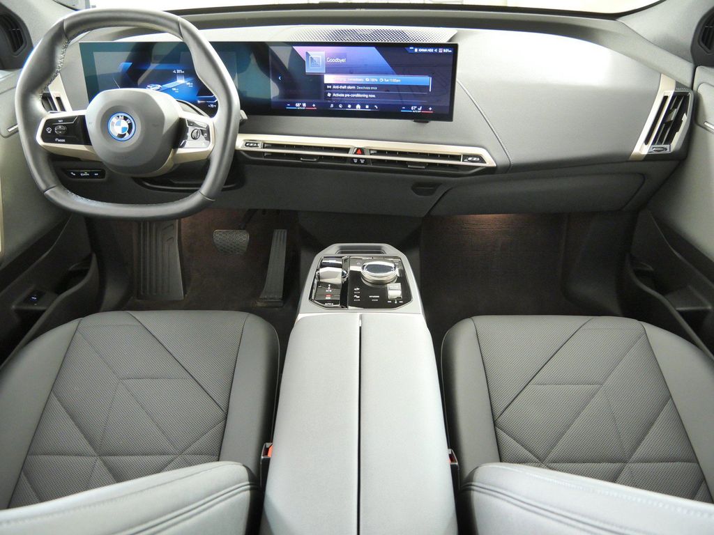 Thumbnail: 2024 BMW iX - 2