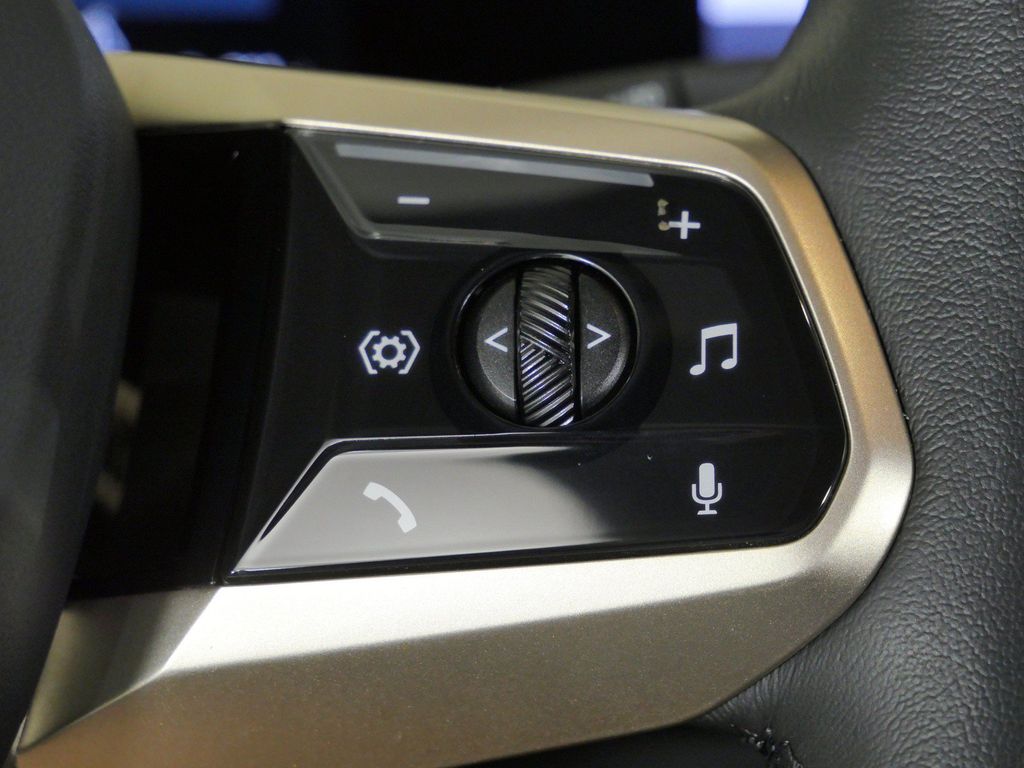 Thumbnail: 2024 BMW iX - 45