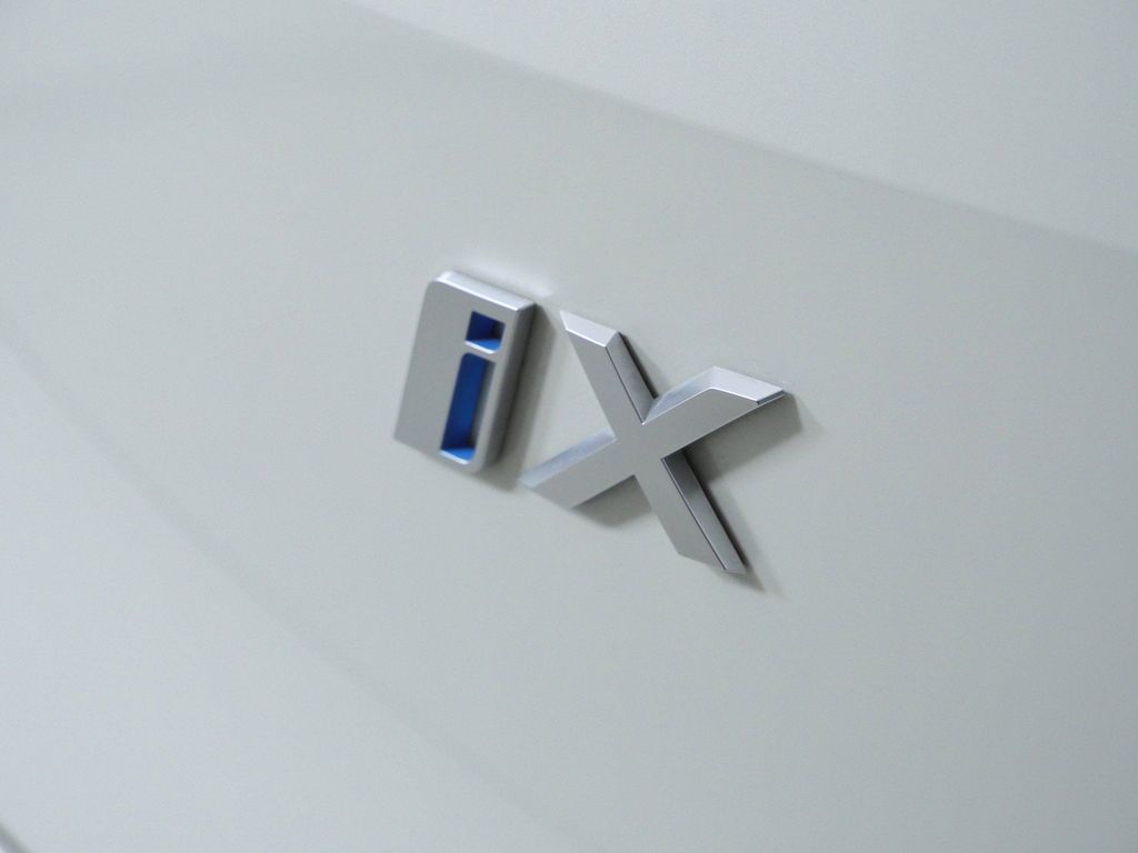 Thumbnail: 2024 BMW iX - 24