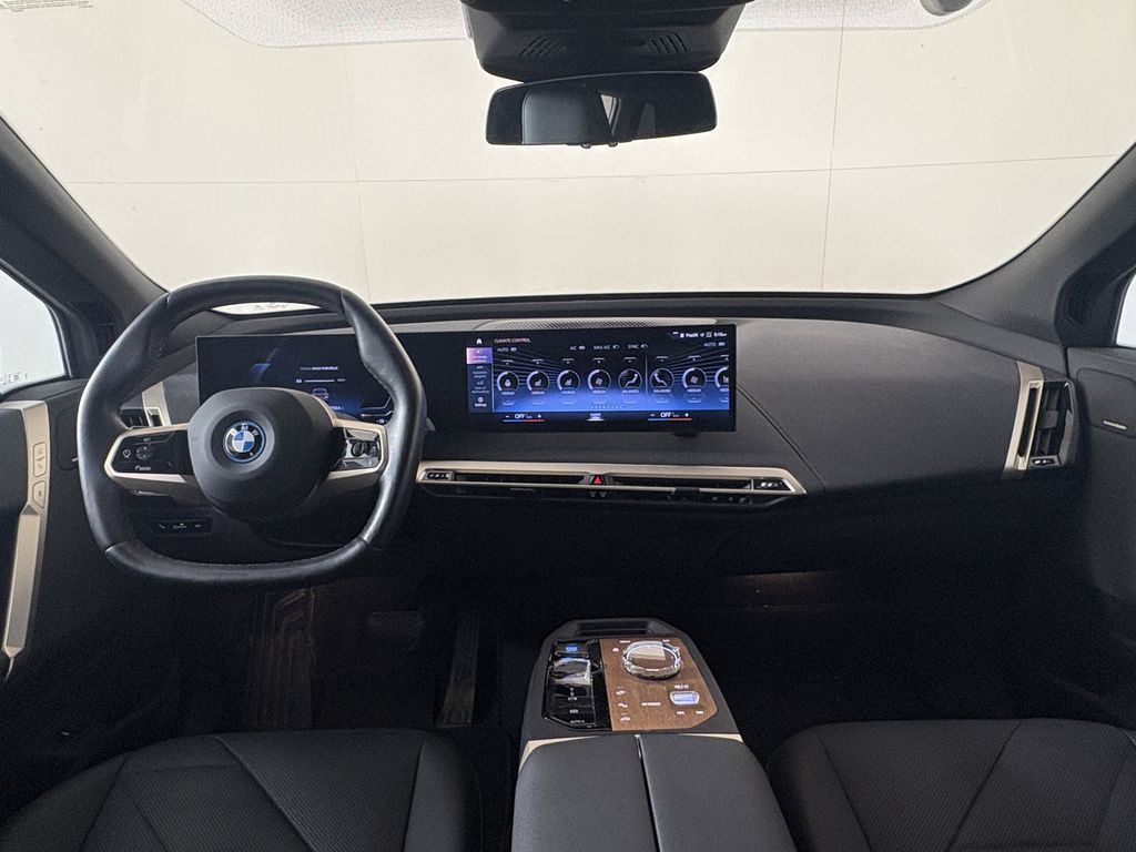 Thumbnail: 2023 BMW iX - 6