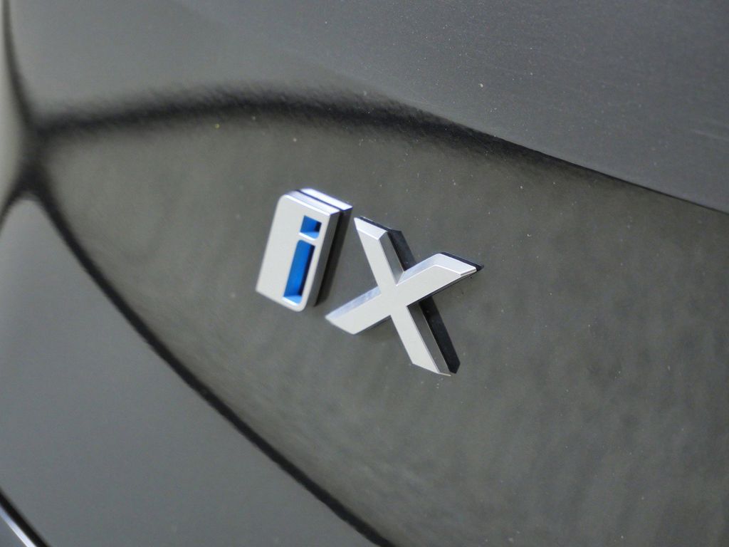 Thumbnail: 2024 BMW iX - 26