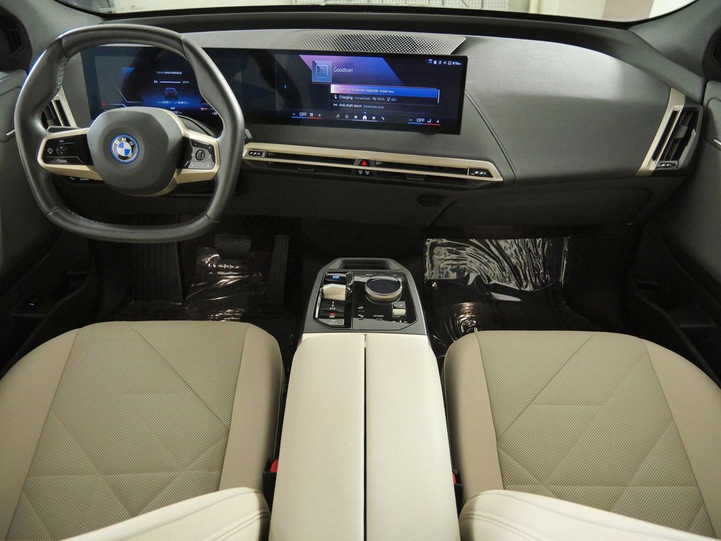 Thumbnail: 2024 BMW iX - 2