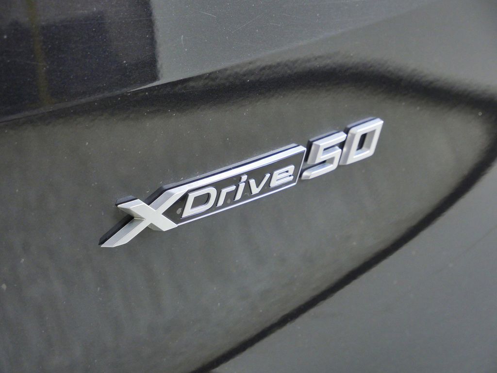 Thumbnail: 2024 BMW iX - 25