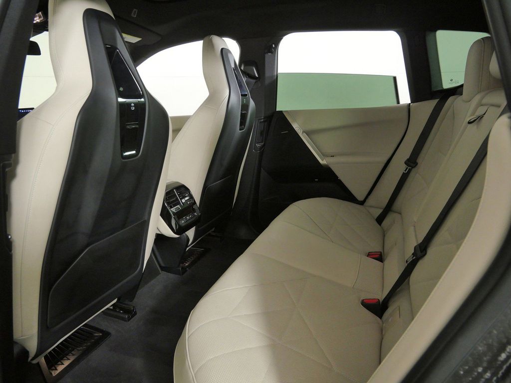 Thumbnail: 2024 BMW iX - 35