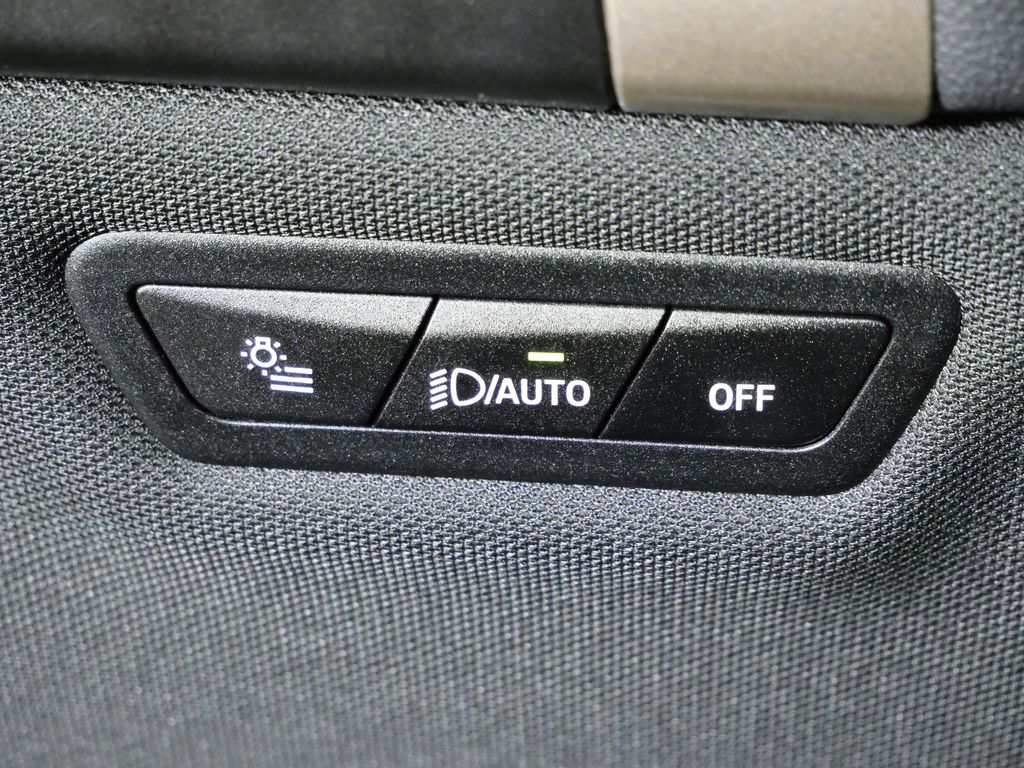 Thumbnail: 2025 BMW iX - 41