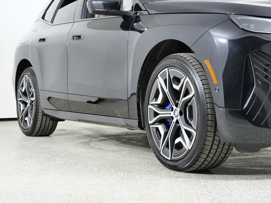 Thumbnail: 2025 BMW iX - 9