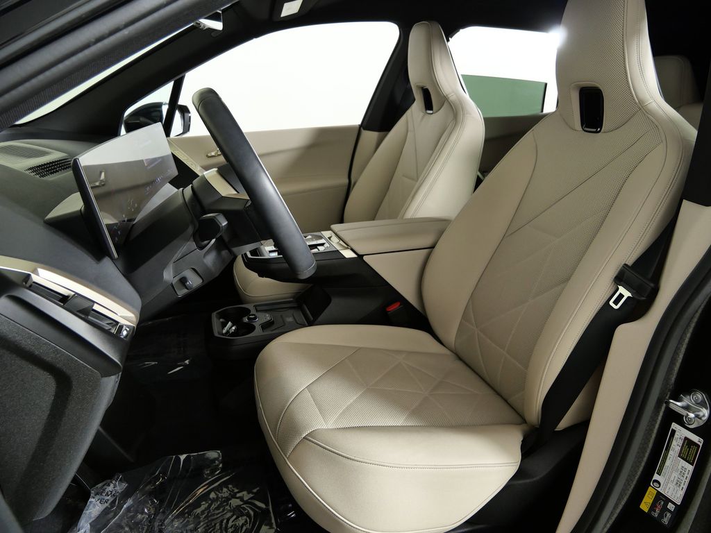 Thumbnail: 2025 BMW iX - 37