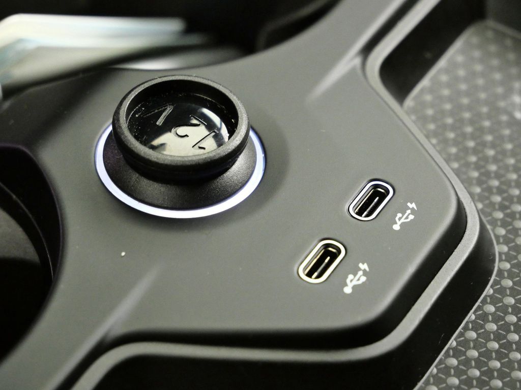 Thumbnail: 2025 BMW iX - 17