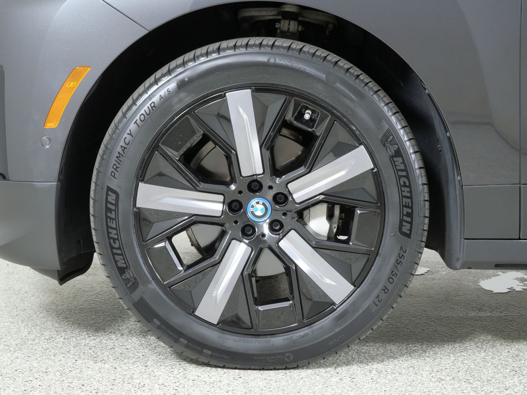 Thumbnail: 2024 BMW iX - 26