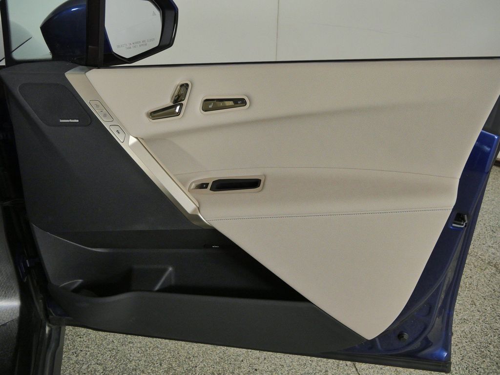Thumbnail: 2024 BMW iX - 29
