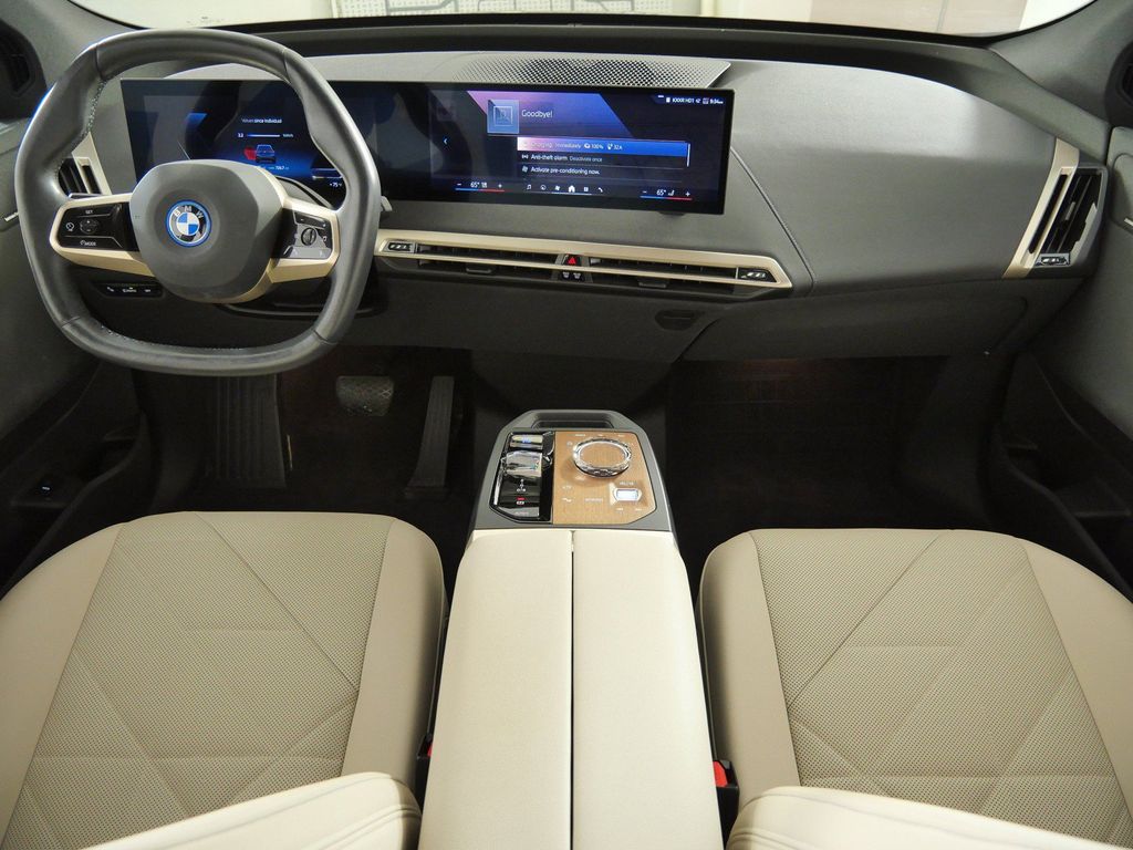 Thumbnail: 2024 BMW iX - 2