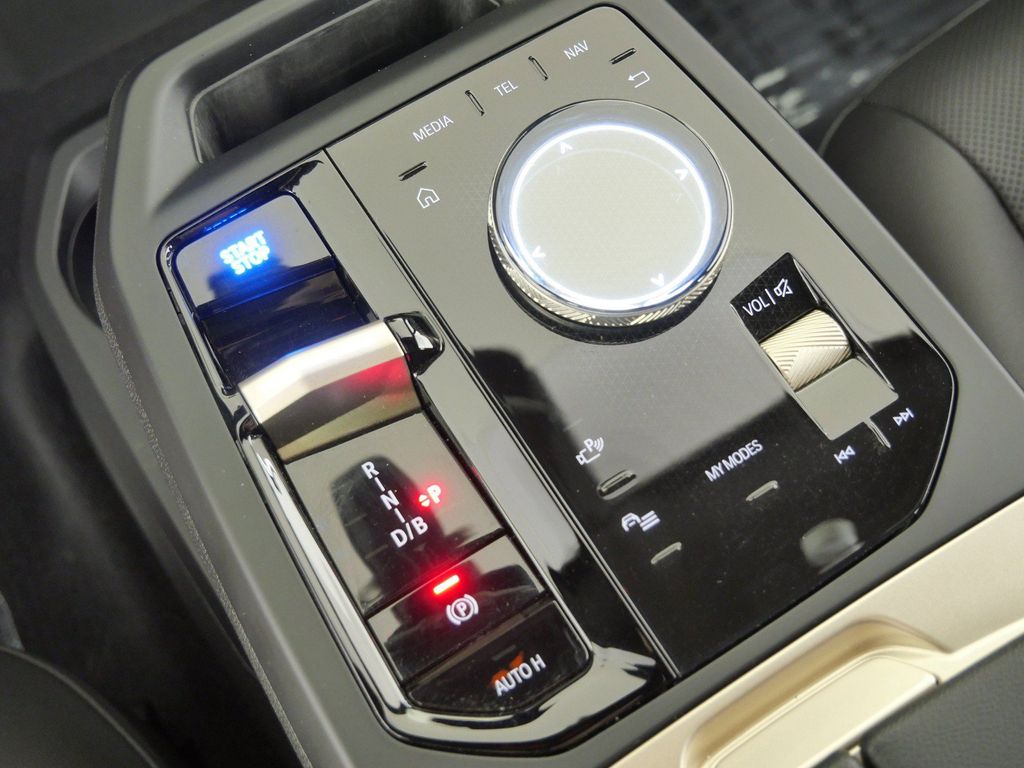 Thumbnail: 2024 BMW iX - 50