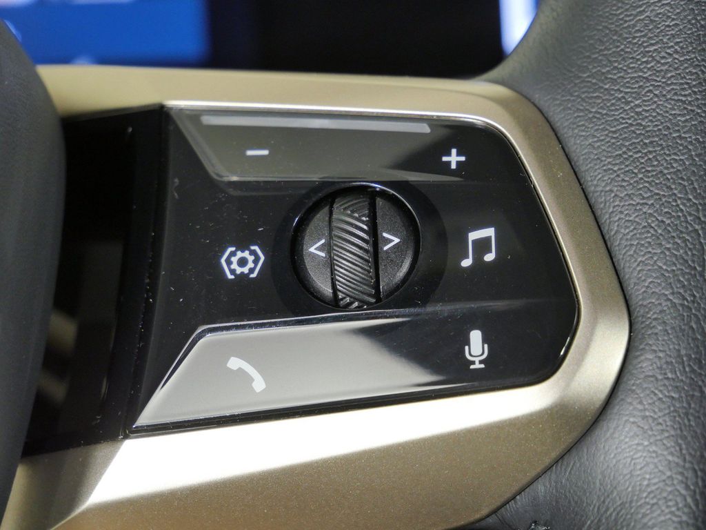 Thumbnail: 2024 BMW iX - 45