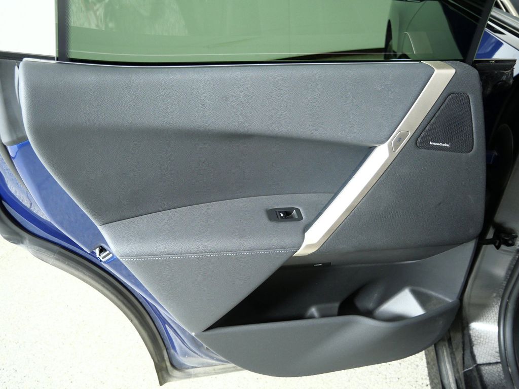 Thumbnail: 2024 BMW iX - 34