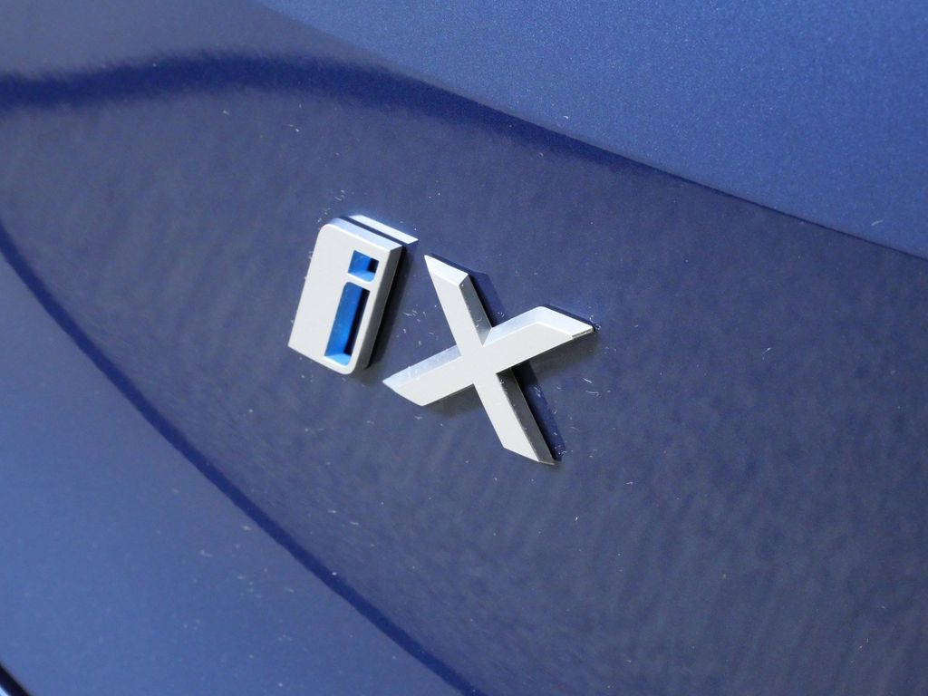 Thumbnail: 2024 BMW iX - 24