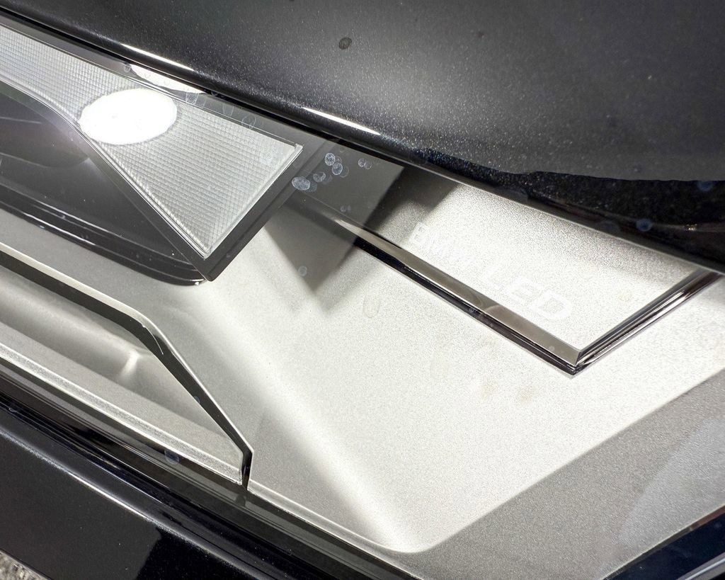 Thumbnail: 2025 BMW iX - 23