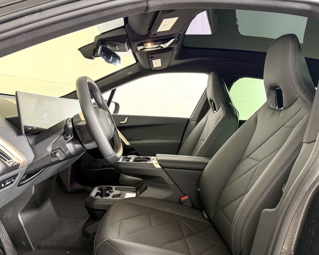 Thumbnail: 2025 BMW iX - 37