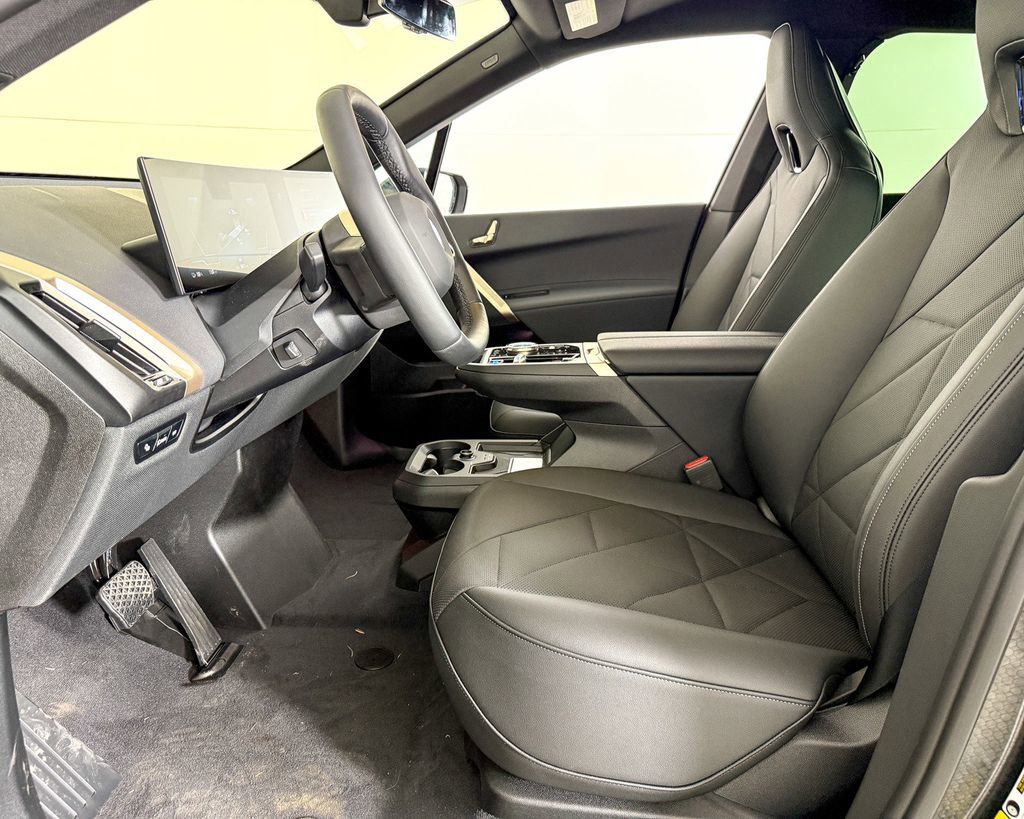 Thumbnail: 2025 BMW iX - 36