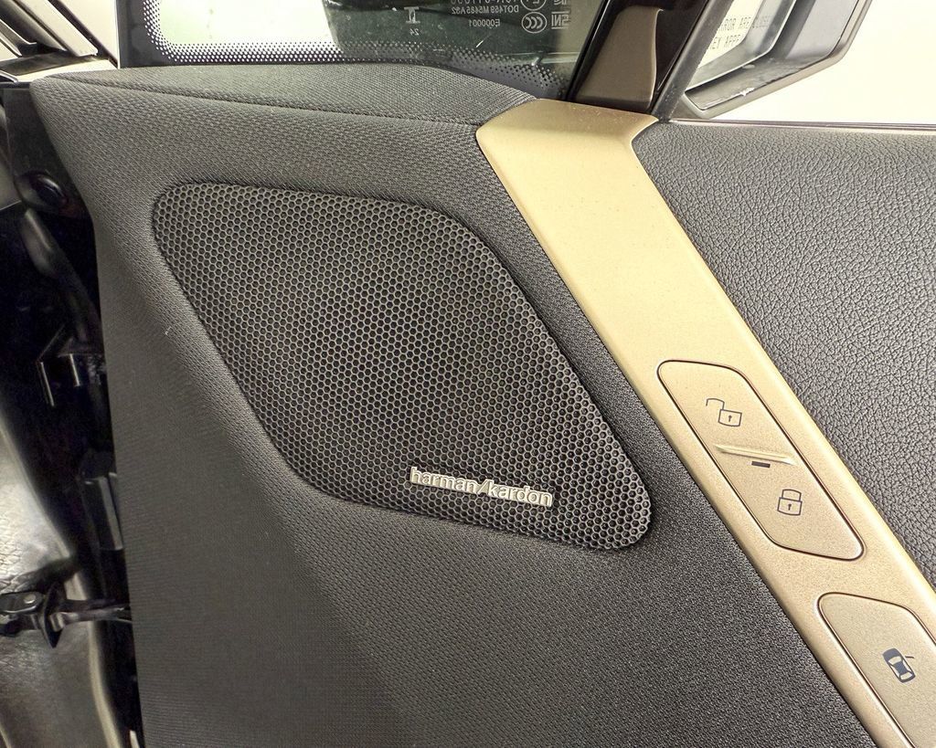 Thumbnail: 2025 BMW iX - 29