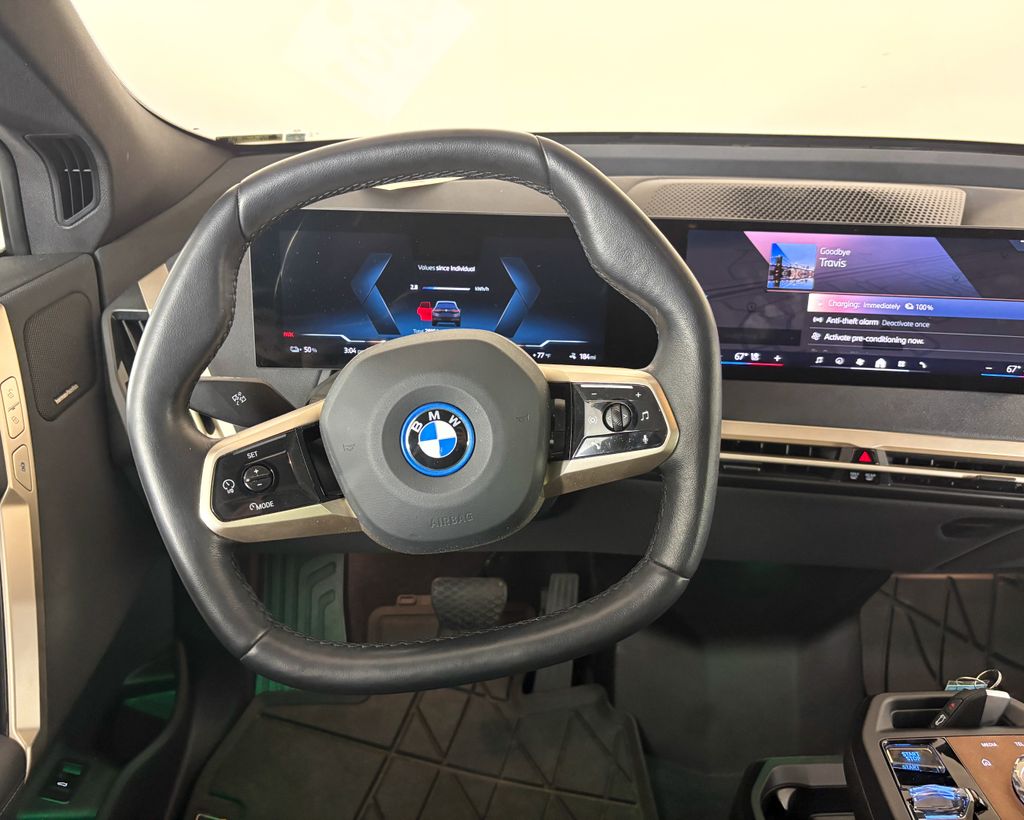 Thumbnail: 2024 BMW iX - 2