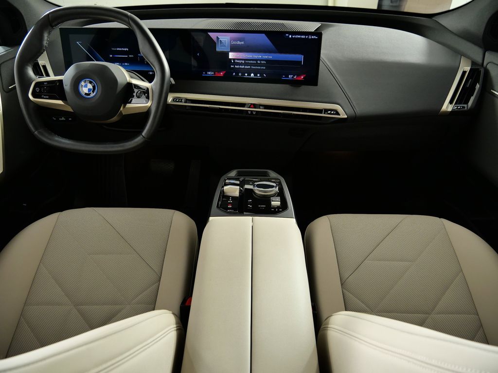 Thumbnail: 2024 BMW iX - 2