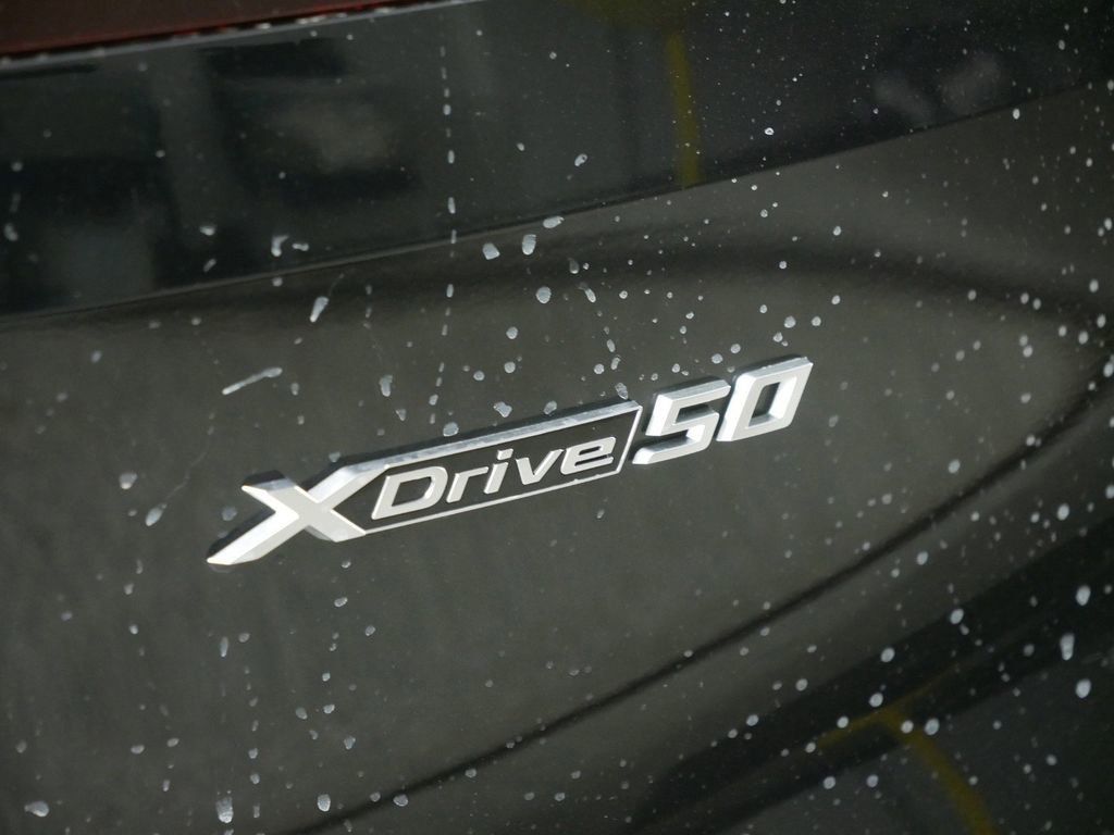 Thumbnail: 2025 BMW iX - 7