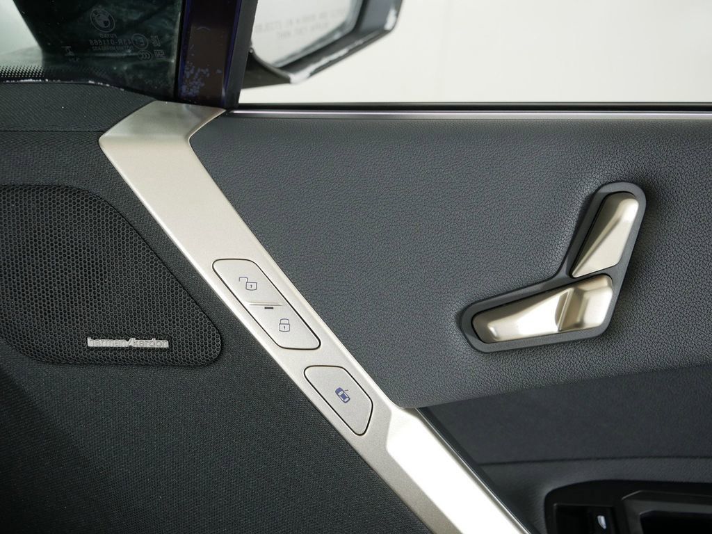 Thumbnail: 2025 BMW iX - 28
