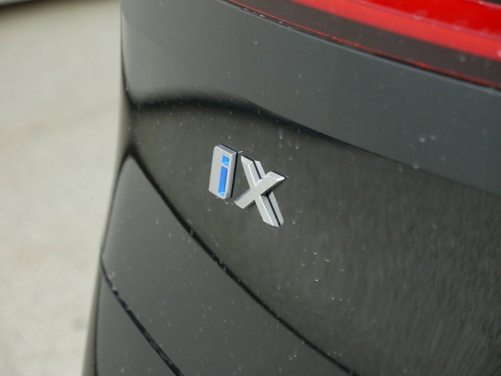 Thumbnail: 2025 BMW iX - 22