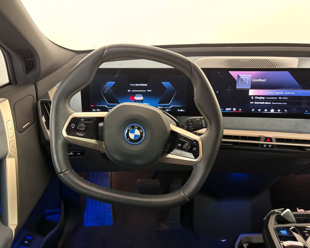 Thumbnail: 2024 BMW iX - 2