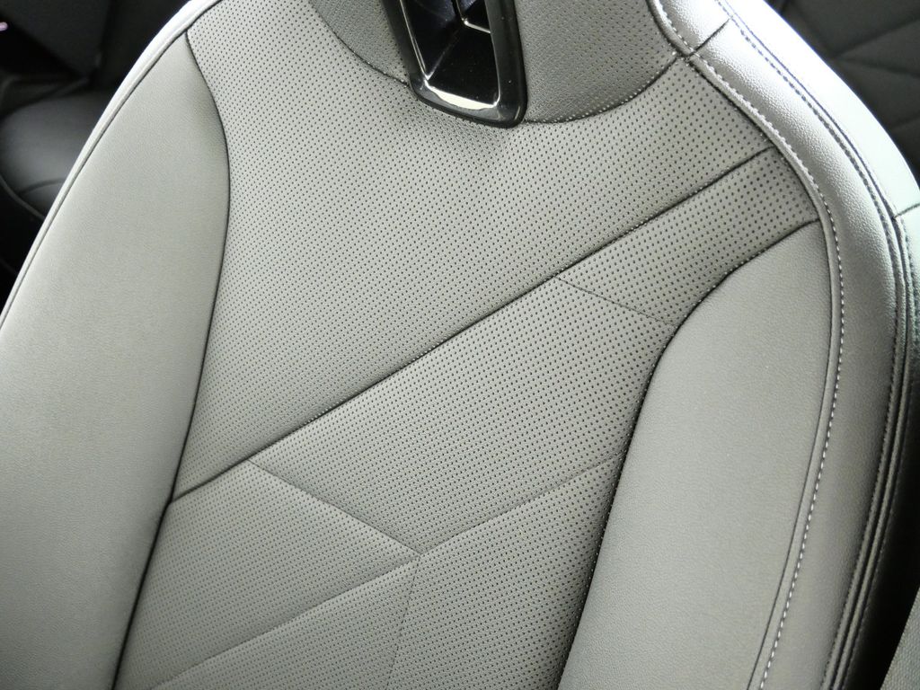 Thumbnail: 2022 BMW iX - 44