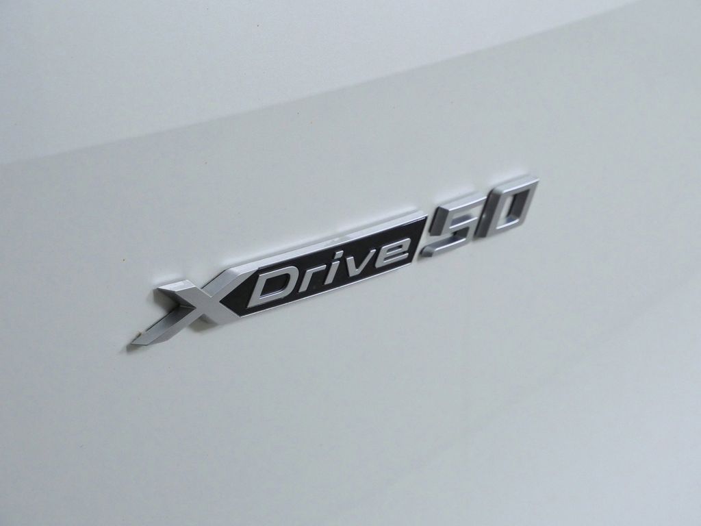Thumbnail: 2024 BMW iX - 24