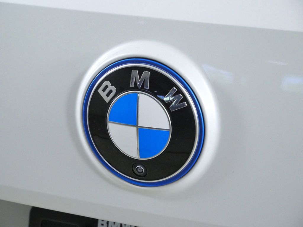 Thumbnail: 2024 BMW iX - 7