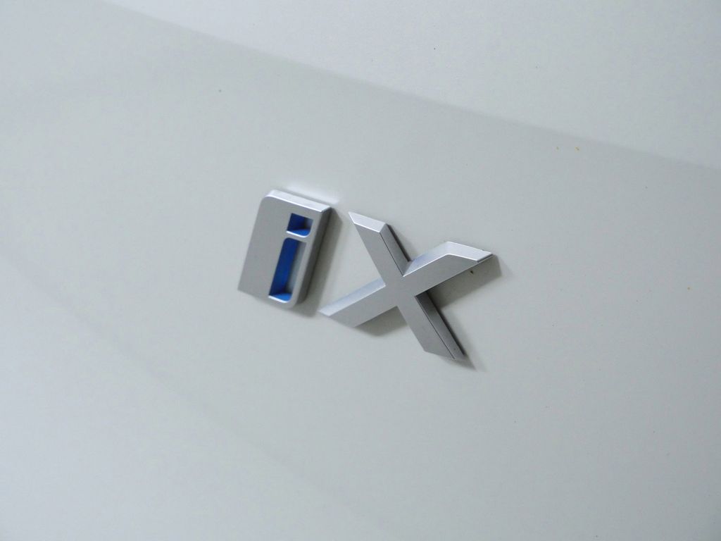 Thumbnail: 2024 BMW iX - 25