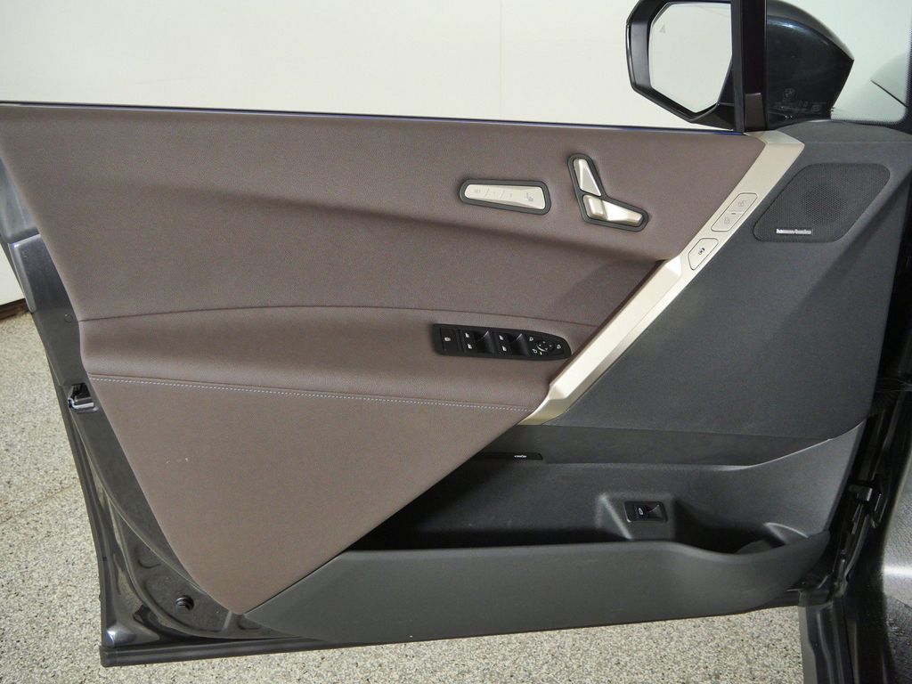 Thumbnail: 2024 BMW iX - 37