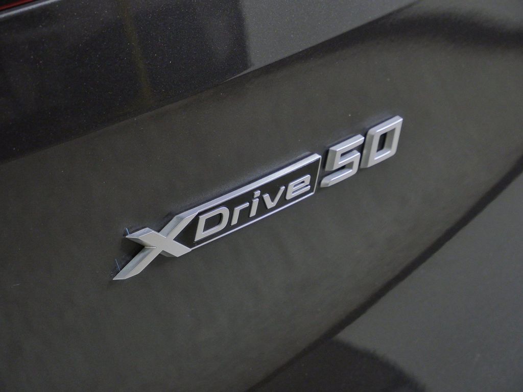 Thumbnail: 2024 BMW iX - 22