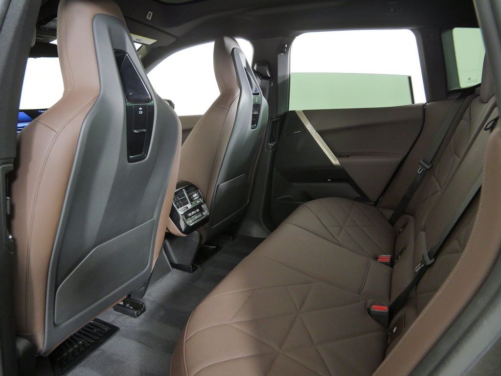 Thumbnail: 2024 BMW iX - 35