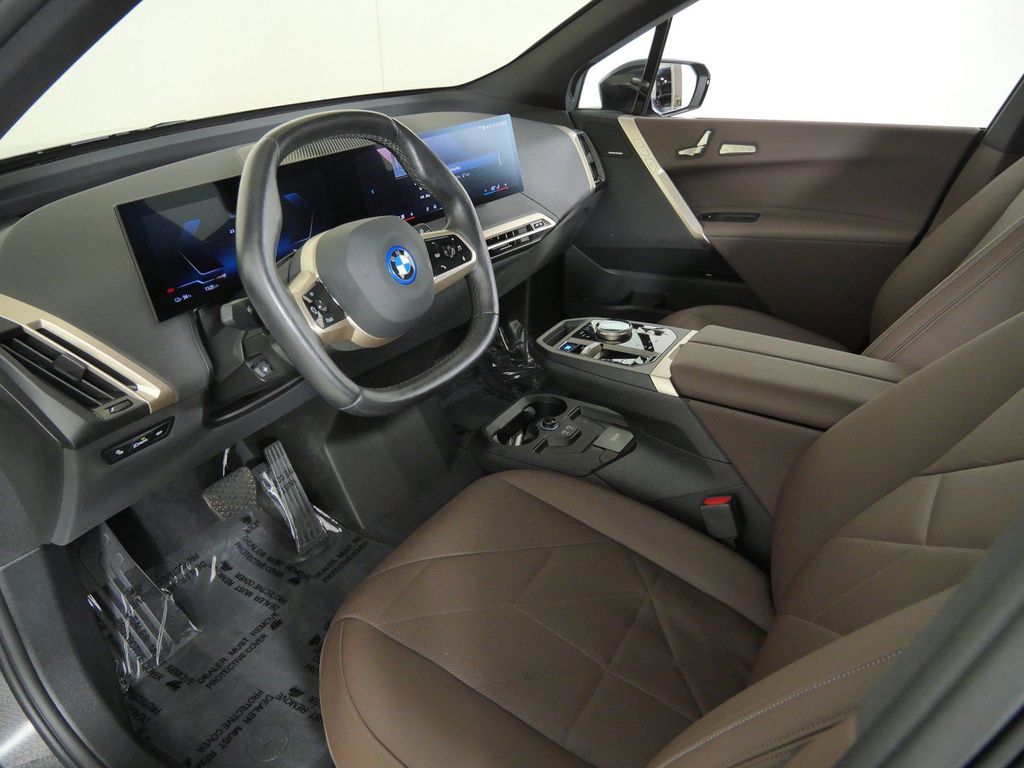 Thumbnail: 2024 BMW iX - 38