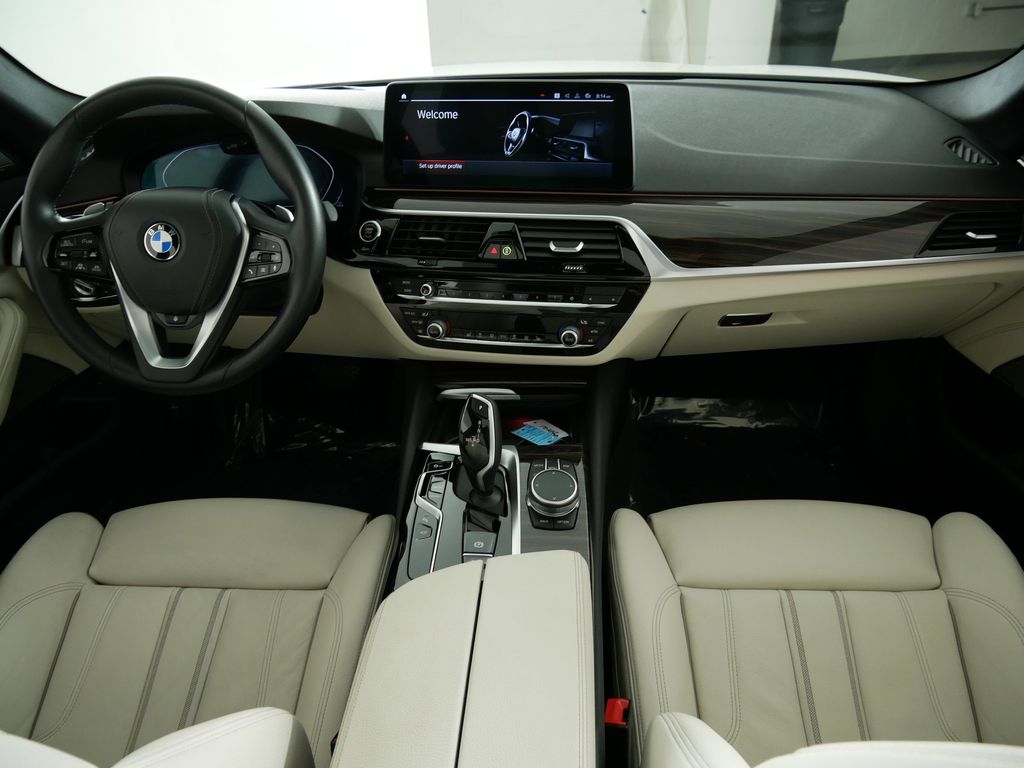 2021 BMW 5 Series 530xi 2