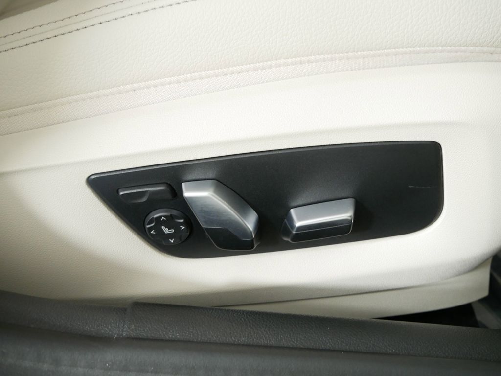 2021 BMW 5 Series 530xi 30