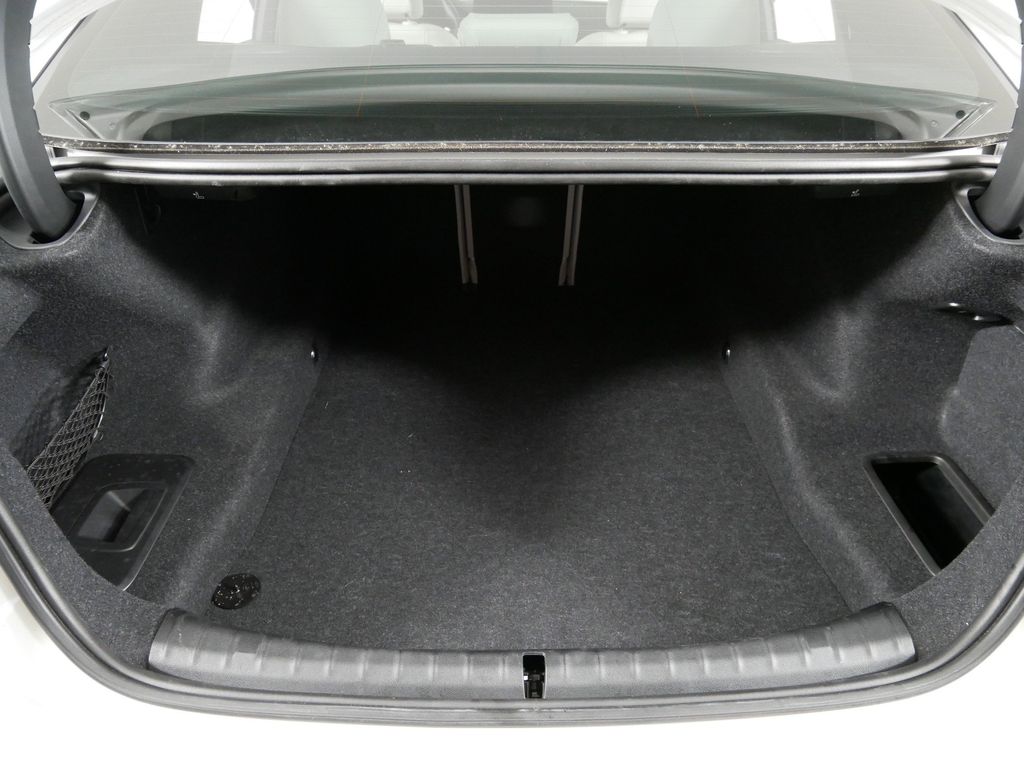 2021 BMW 5 Series 530xi 14