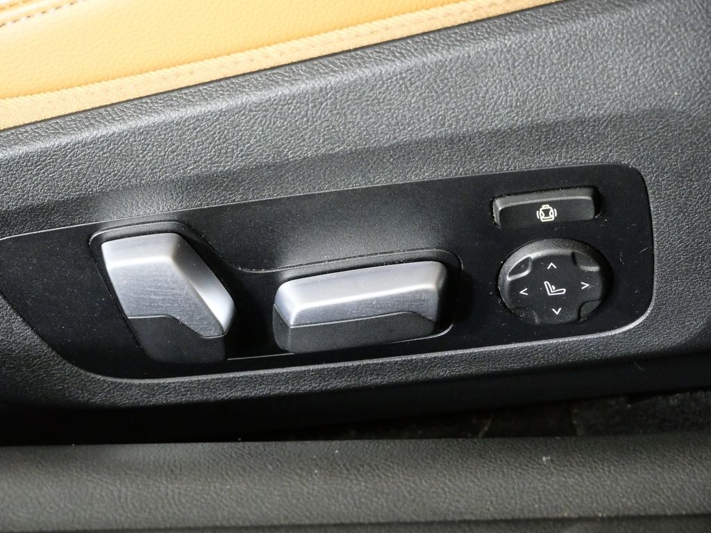 Thumbnail: 2021 BMW 4 Series - 28