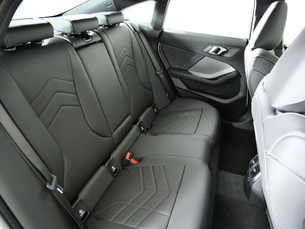 Thumbnail: 2026 BMW 2 Series - 30