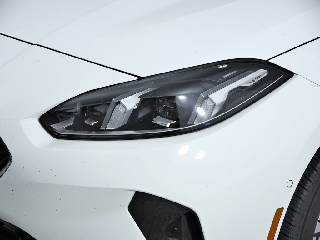 Thumbnail: 2026 BMW 2 Series - 16