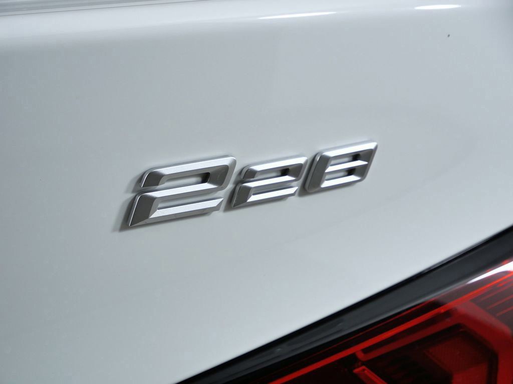 Thumbnail: 2026 BMW 2 Series - 21