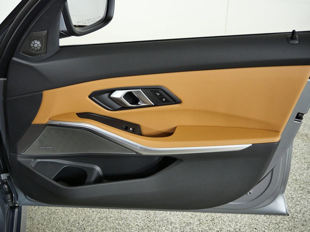 Thumbnail: 2026 BMW 3 Series - 28