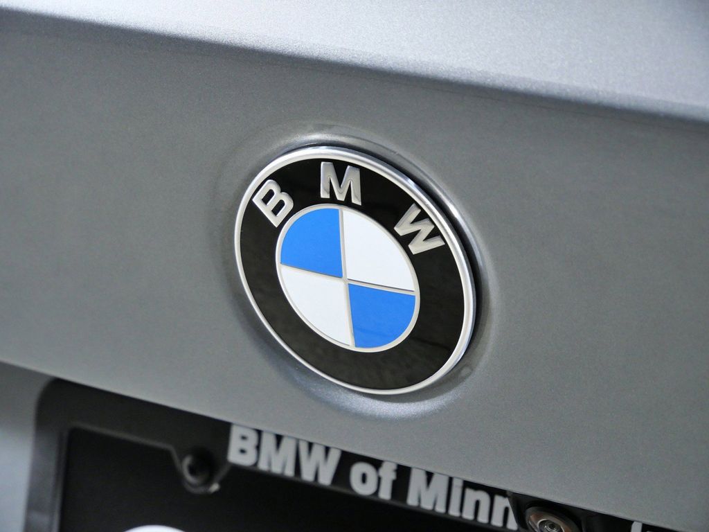 Thumbnail: 2026 BMW 3 Series - 7