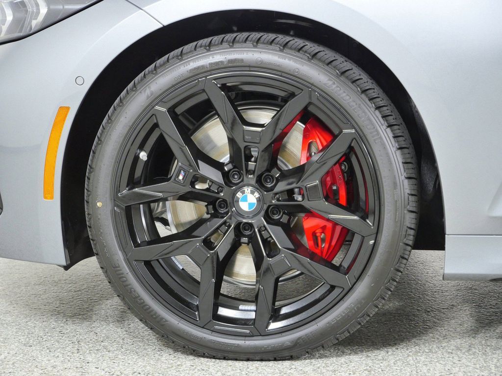 Thumbnail: 2026 BMW 3 Series - 8